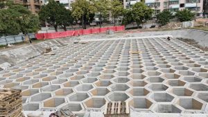 张家口干旱少雨如何高效蓄水？硅砂集成雨水收集系统实现长效水质净化