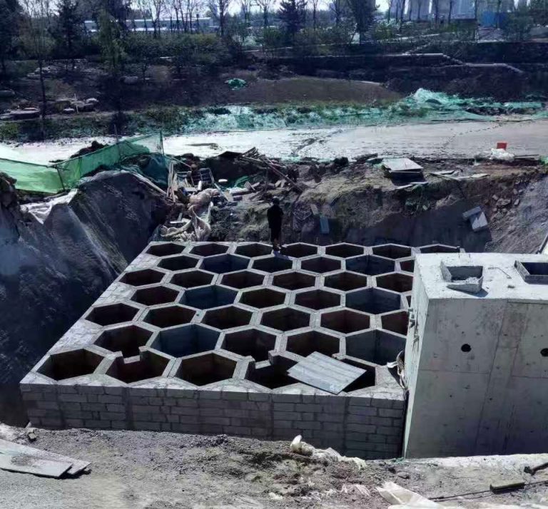 甘肃硅砂雨水收集池厂家直销：海绵城市建设的低成本高效解决方案